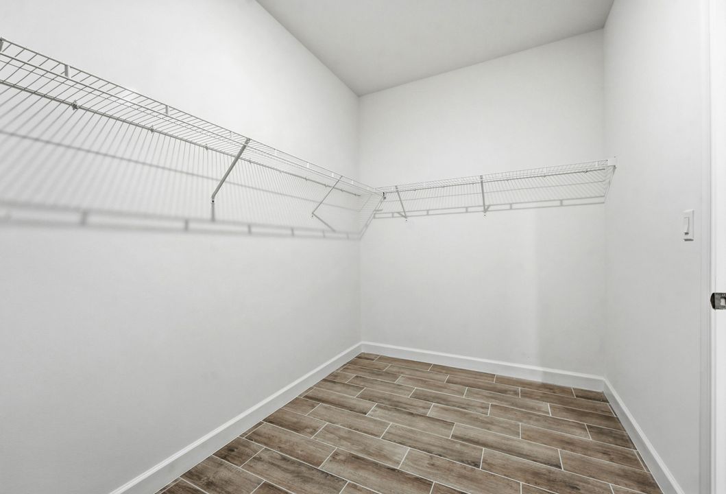 En Renta: $2,300 (4 camas, 2 baños, 1809 Pies cuadrados)