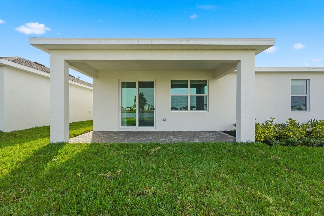 En Renta: $2,300 (4 camas, 2 baños, 1809 Pies cuadrados)