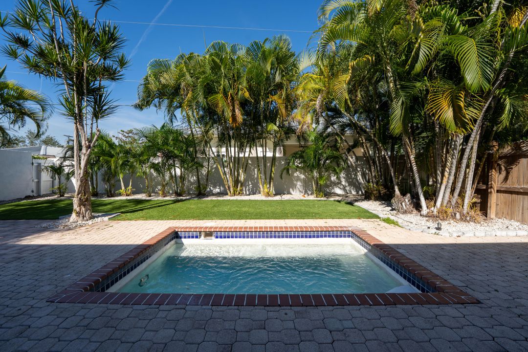 En Renta: $7,000 (3 camas, 3 baños, 2371 Pies cuadrados)