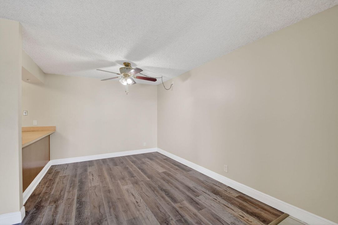 En Venta: $229,999 (3 camas, 2 baños, 1468 Pies cuadrados)