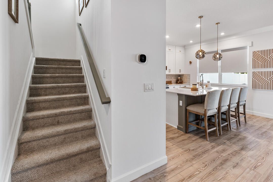 For Sale: $550,000 (4 beds, 2 baths, 2582 Square Feet)