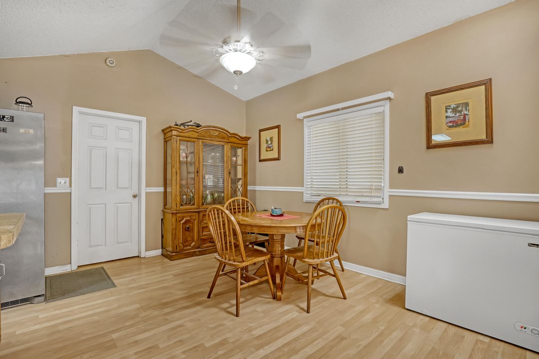 For Sale: $589,000 (4 beds, 3 baths, 3328 Square Feet)