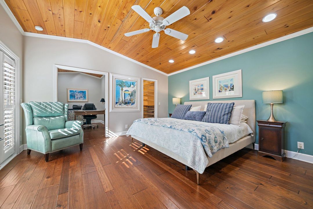 待售: $1,700,000 (2 贝兹, 2 浴室, 1988 平方英尺)