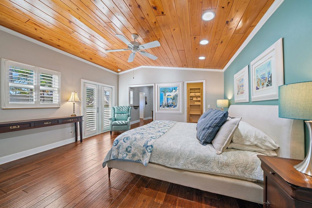 待售: $1,700,000 (2 贝兹, 2 浴室, 1988 平方英尺)