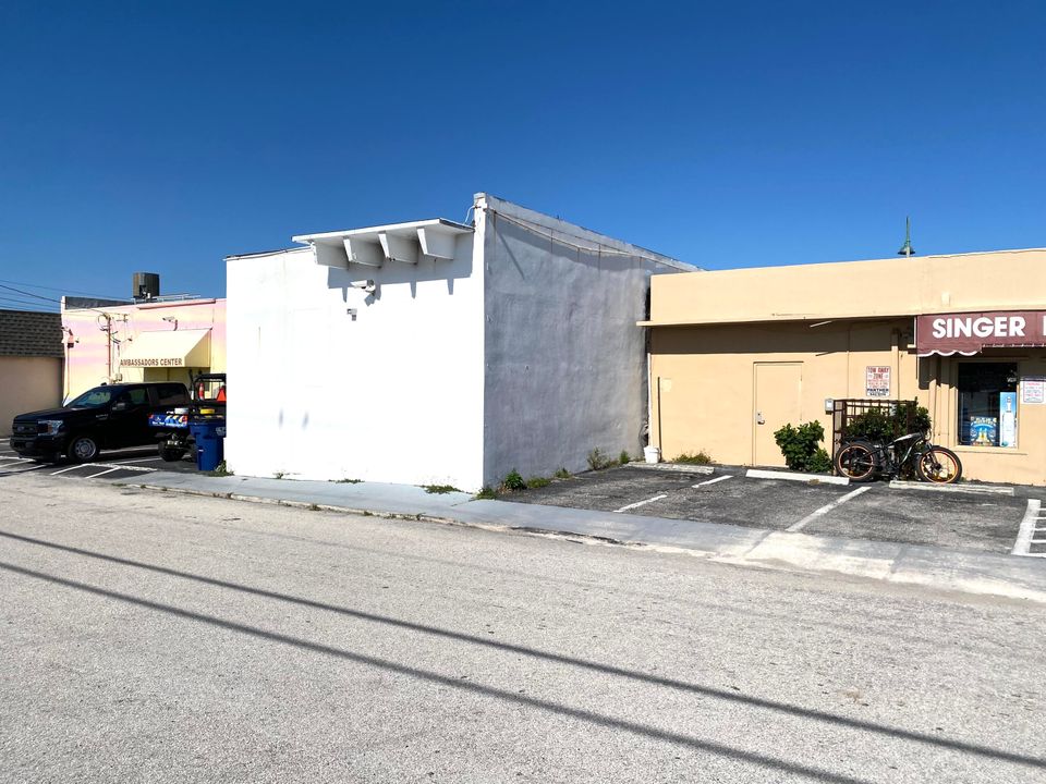 En Venta: $1,750 (0 camas, 0 baños, 2728 Pies cuadrados)