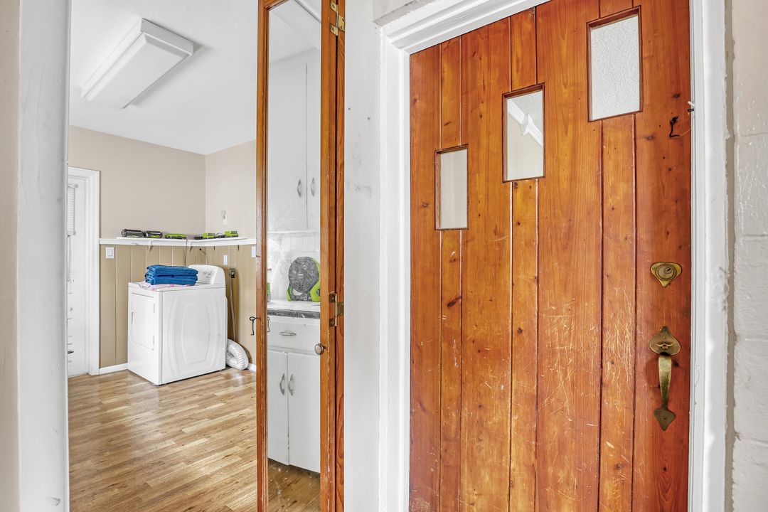 For Sale: $589,000 (4 beds, 3 baths, 3328 Square Feet)