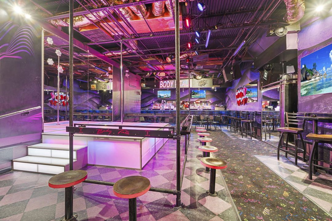 На продажу: $3,500,000 (0 спален, 0 ванн, 2208 Квадратных фут)