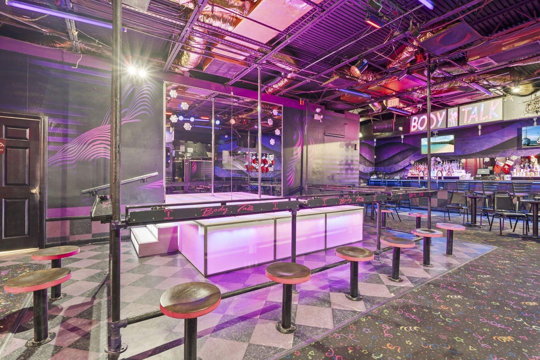 На продажу: $3,500,000 (0 спален, 0 ванн, 2208 Квадратных фут)