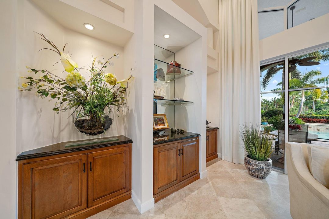 En Venta: $1,825,000 (3 camas, 3 baños, 3733 Pies cuadrados)