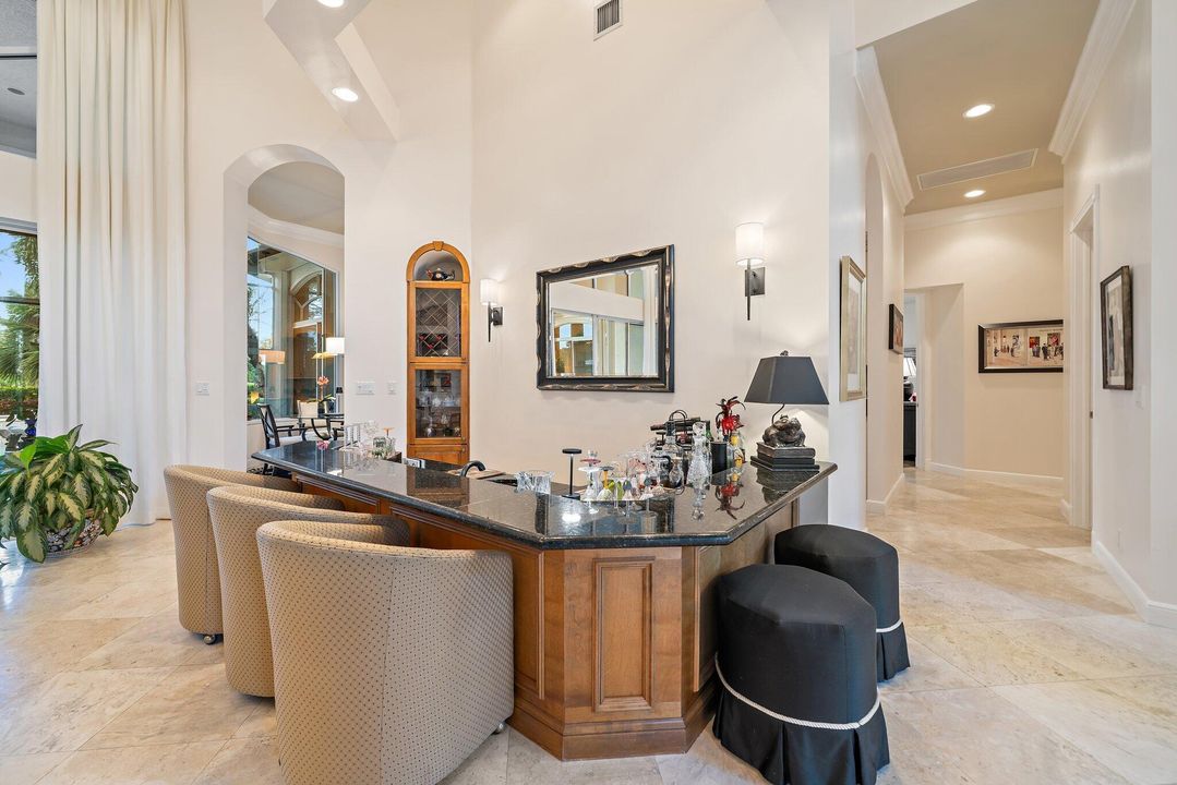 En Venta: $1,825,000 (3 camas, 3 baños, 3733 Pies cuadrados)