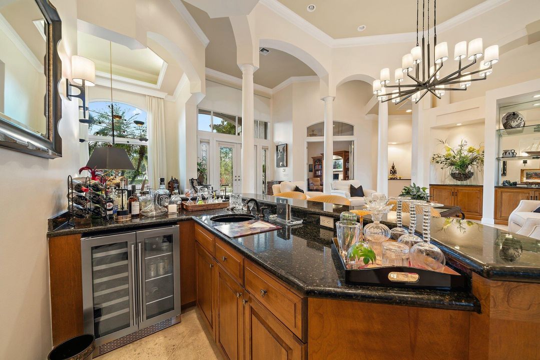 En Venta: $1,825,000 (3 camas, 3 baños, 3733 Pies cuadrados)