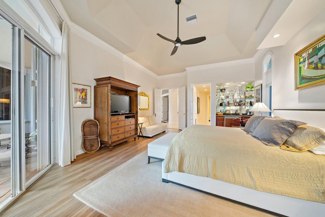 En Venta: $1,825,000 (3 camas, 3 baños, 3733 Pies cuadrados)