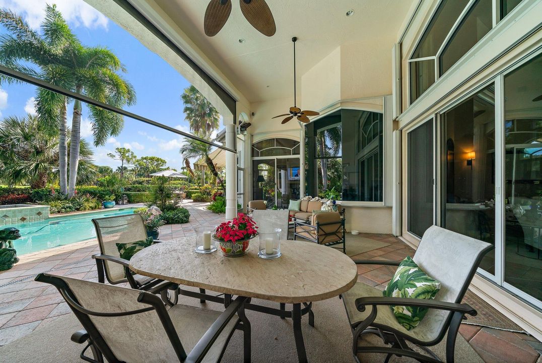 En Venta: $1,825,000 (3 camas, 3 baños, 3733 Pies cuadrados)