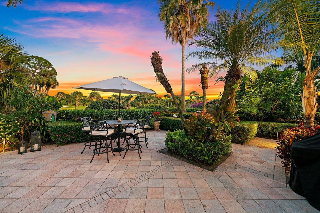 En Venta: $1,825,000 (3 camas, 3 baños, 3733 Pies cuadrados)