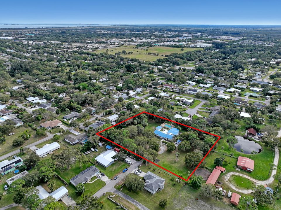 For Sale: $589,000 (4 beds, 3 baths, 3328 Square Feet)