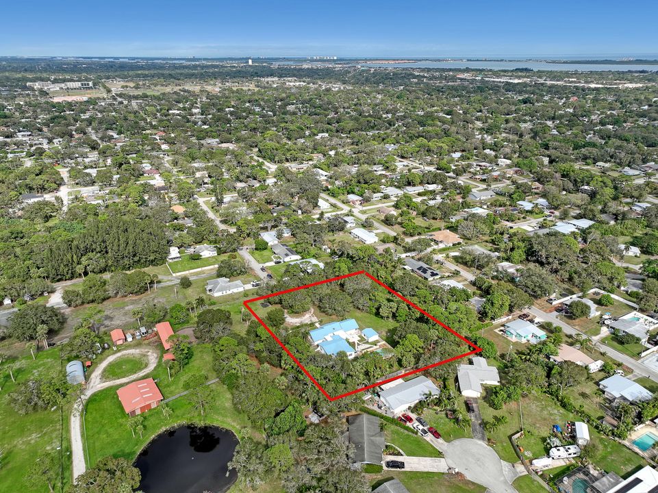 For Sale: $589,000 (4 beds, 3 baths, 3328 Square Feet)