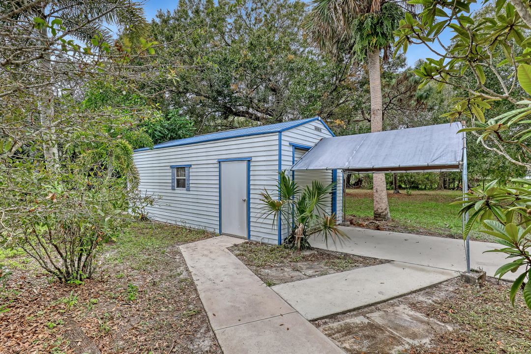 For Sale: $589,000 (4 beds, 3 baths, 3328 Square Feet)