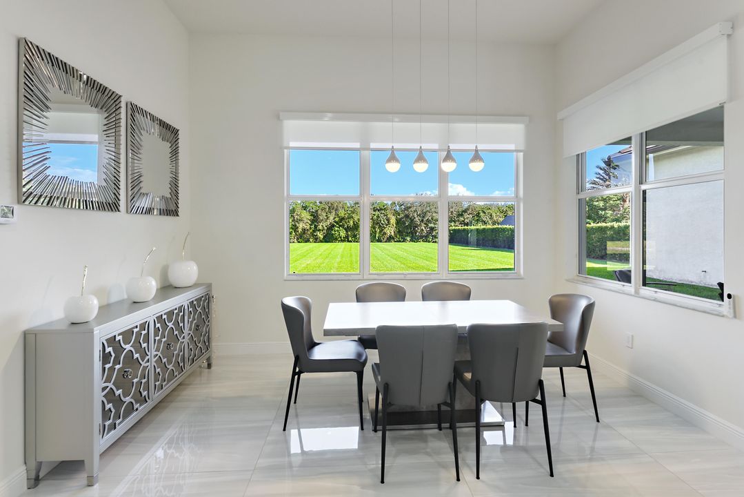 For Sale: $2,650,000 (6 beds, 5 baths, 4539 Square Feet)