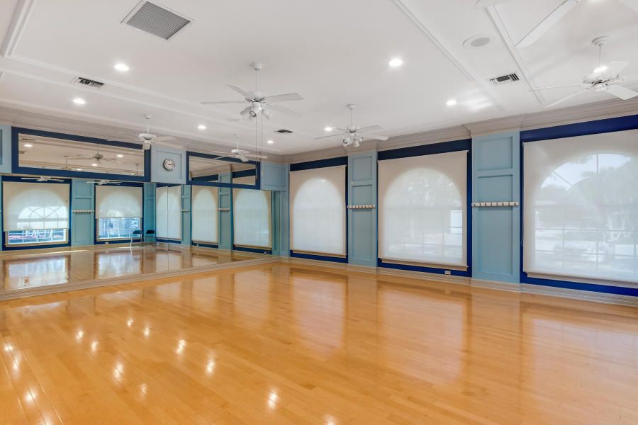 待售: $549,000 (3 贝兹, 2 浴室, 2078 平方英尺)