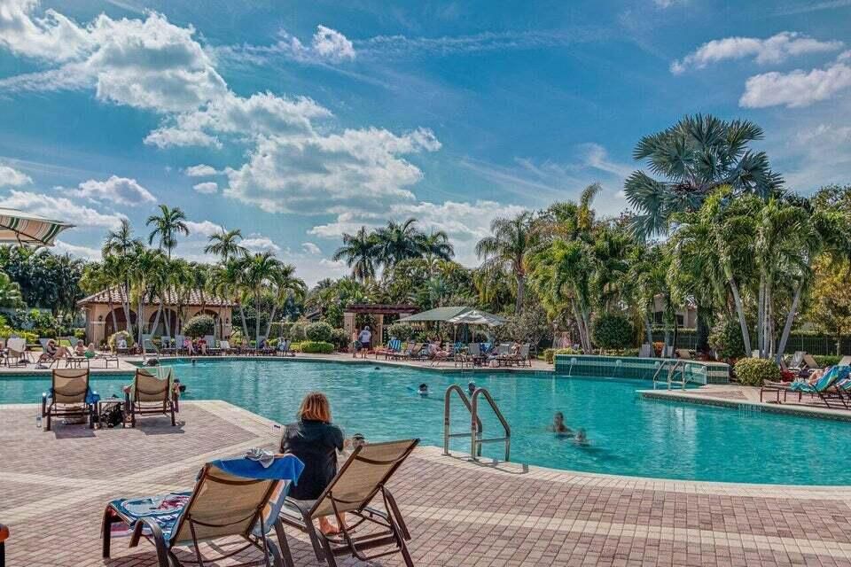 待售: $549,000 (3 贝兹, 2 浴室, 2078 平方英尺)