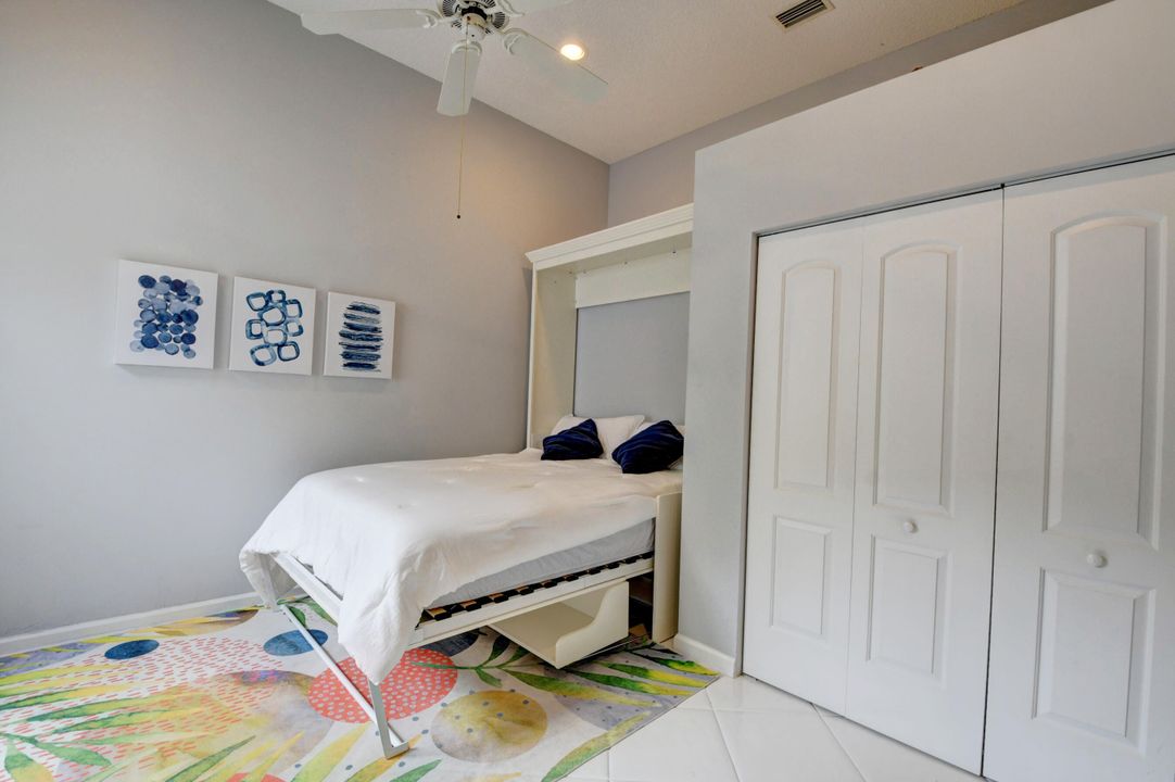 For Sale: $875,000 (3 beds, 3 baths, 2498 Square Feet)