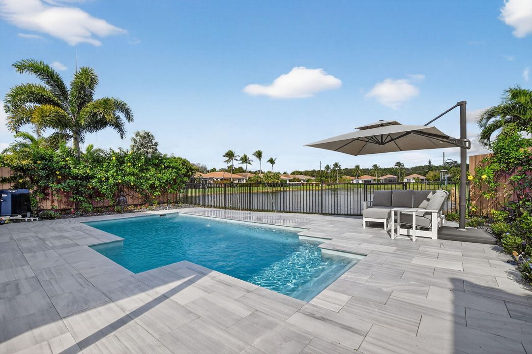 For Sale: $875,000 (3 beds, 3 baths, 2498 Square Feet)