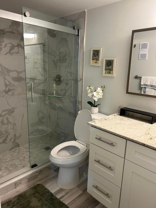 For Sale: $225,000 (2 beds, 2 baths, 1070 Square Feet)