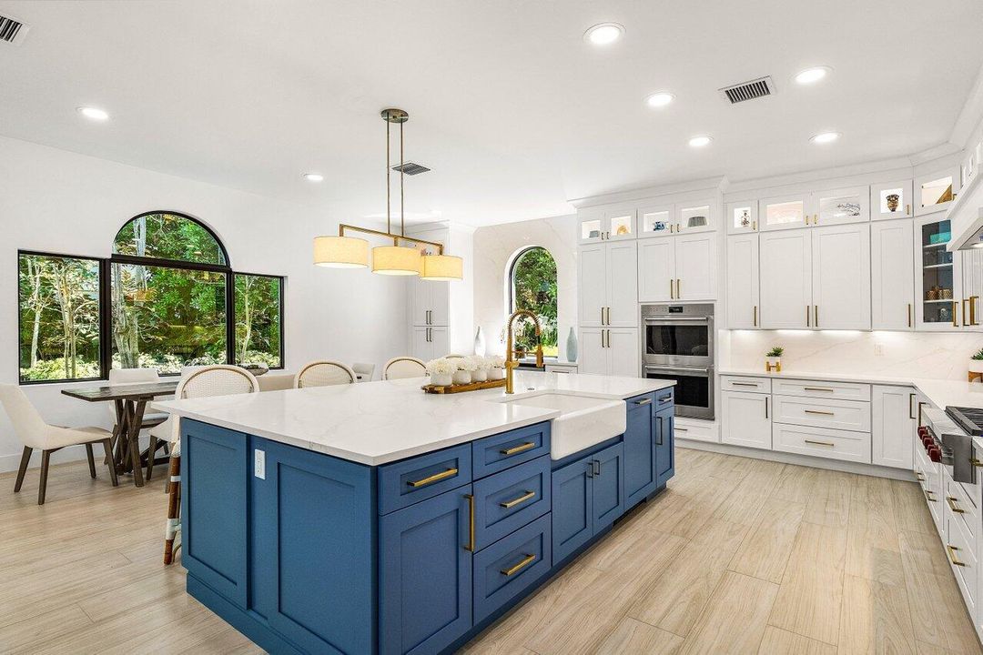 For Sale: $3,250,000 (4 beds, 4 baths, 4932 Square Feet)