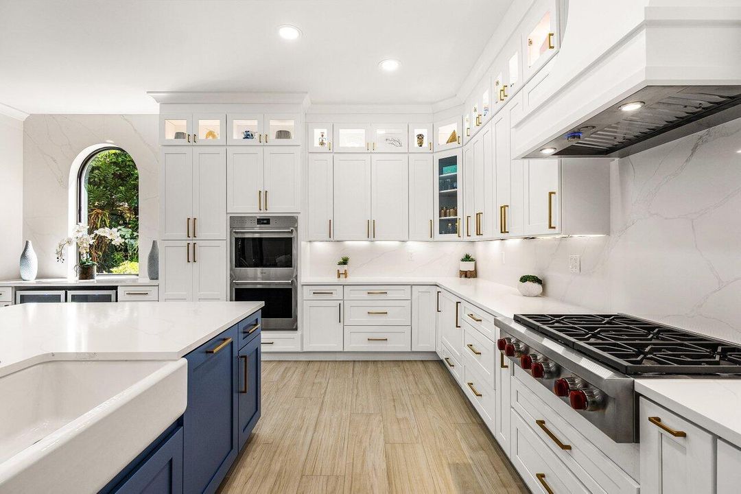 For Sale: $3,250,000 (4 beds, 4 baths, 4932 Square Feet)