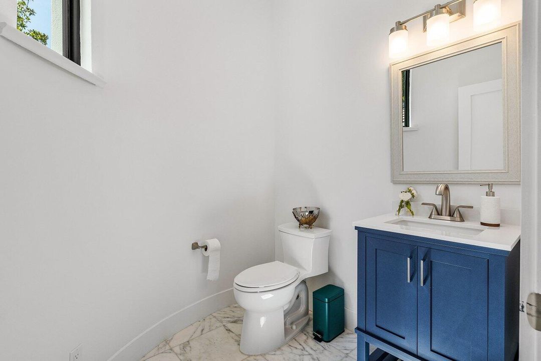 For Sale: $3,250,000 (4 beds, 4 baths, 4932 Square Feet)