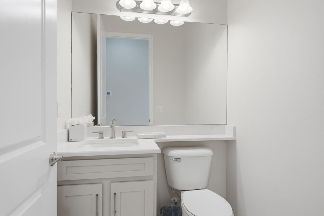 For Sale: $949,900 (3 beds, 2 baths, 2580 Square Feet)