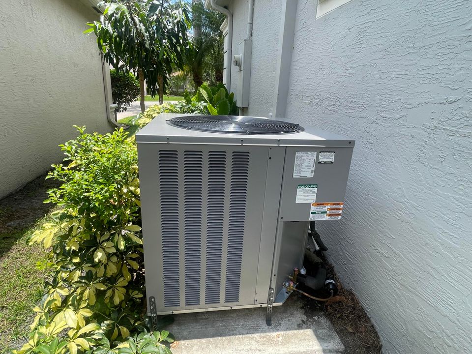 На продажу: $575,000 (3 спален, 2 ванн, 1904 Квадратных фут)