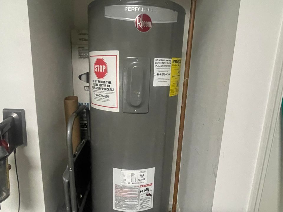 На продажу: $575,000 (3 спален, 2 ванн, 1904 Квадратных фут)