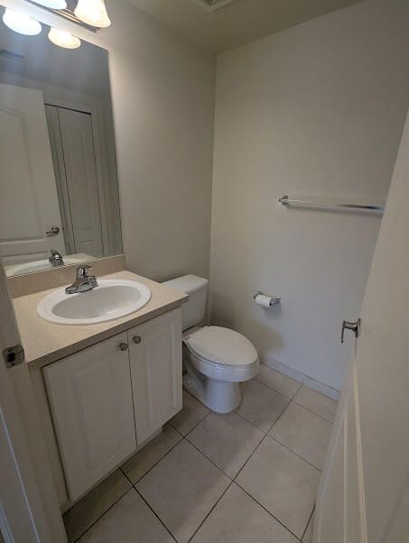 For Rent: $2,700 (3 beds, 2 baths, 1454 Square Feet)