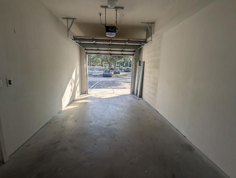 For Rent: $2,700 (3 beds, 2 baths, 1454 Square Feet)