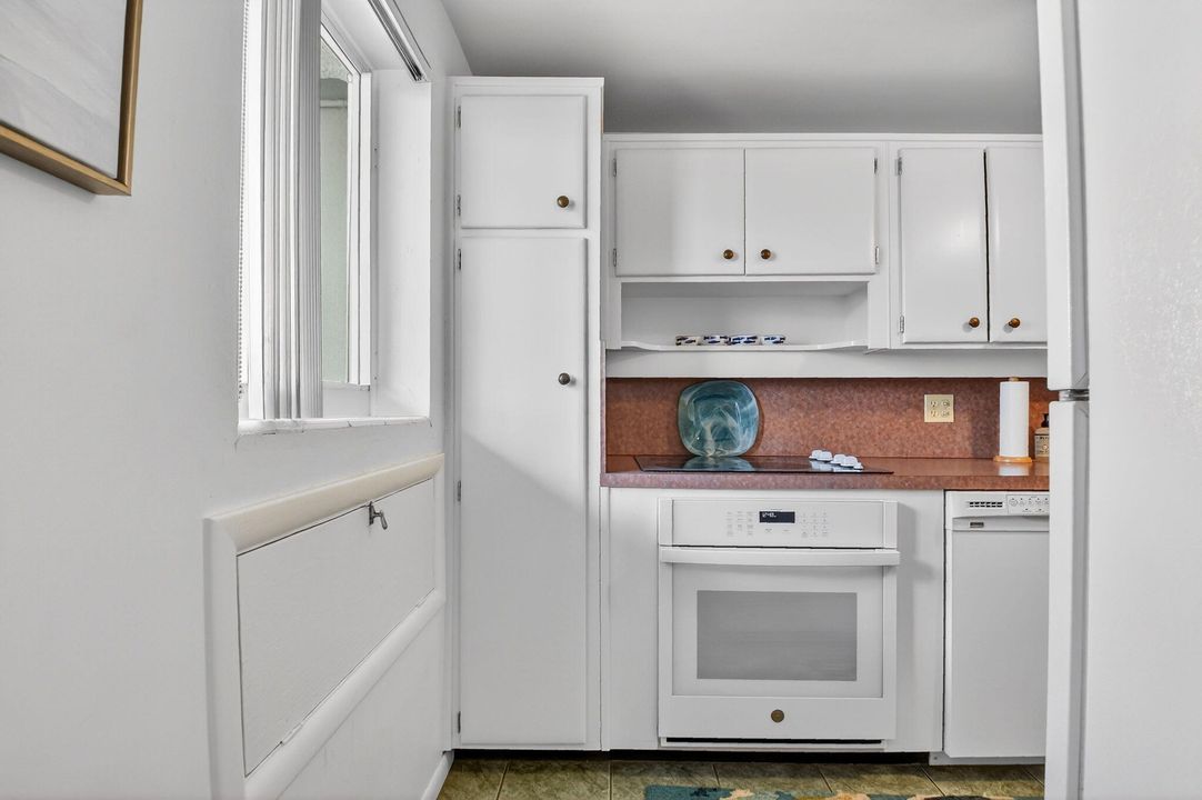 En Venta: $249,900 (1 camas, 1 baños, 735 Pies cuadrados)