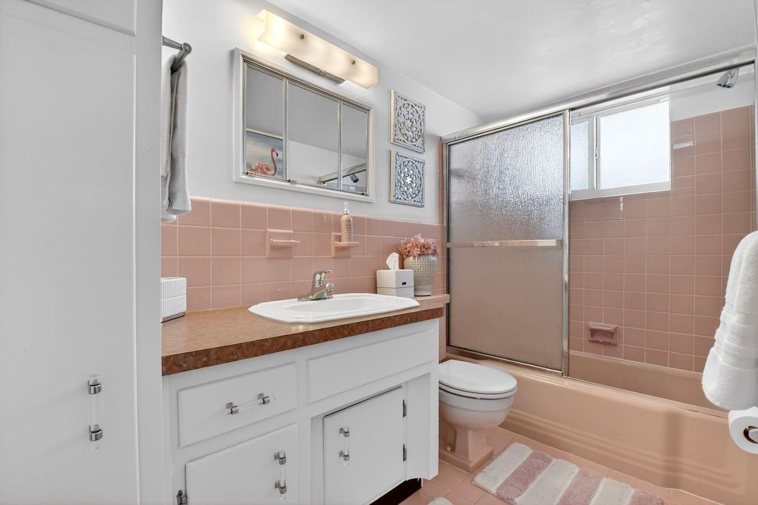 En Venta: $249,900 (1 camas, 1 baños, 735 Pies cuadrados)