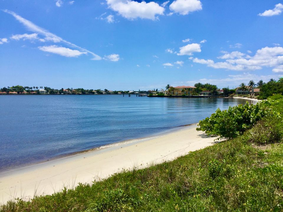 En Venta: $355,000 (2 camas, 2 baños, 1414 Pies cuadrados)