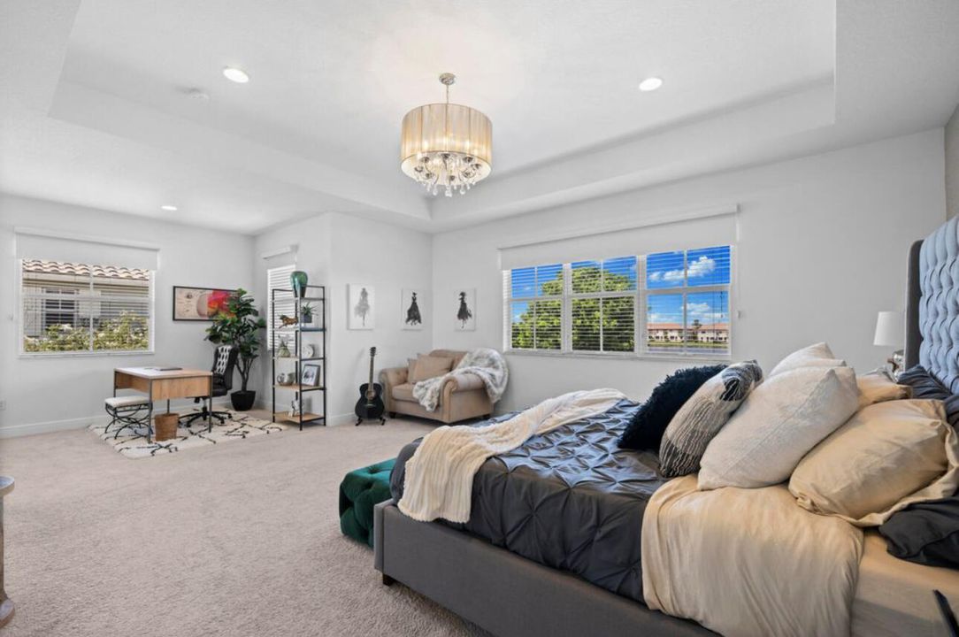 В аренду: $7,500 (5 спален, 4 ванн, 4176 Квадратных фут)