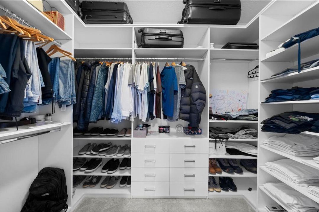 В аренду: $7,500 (5 спален, 4 ванн, 4176 Квадратных фут)