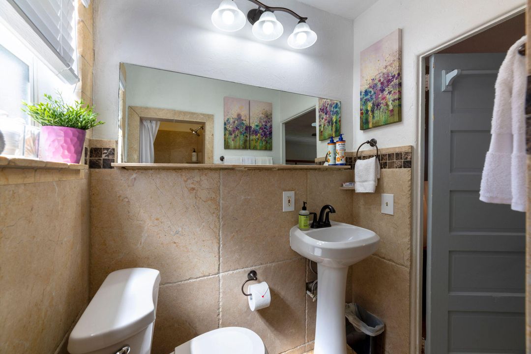 出租: $1,700 (0 贝兹, 1 浴室, 391 平方英尺)