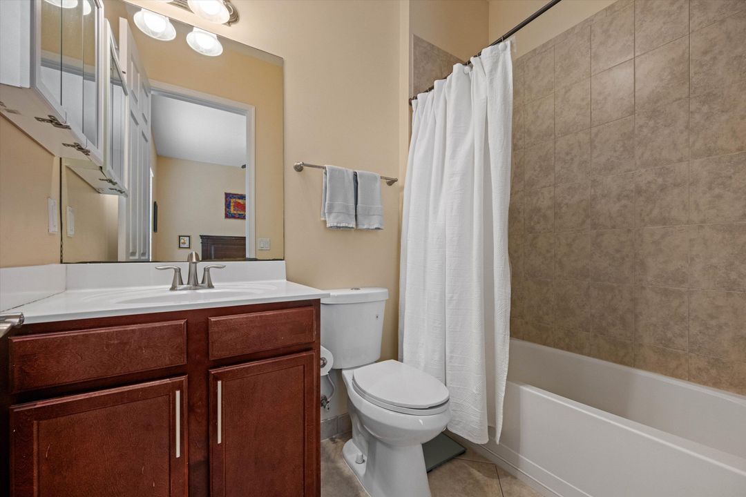 На продажу: $599,000 (3 спален, 3 ванн, 2046 Квадратных фут)