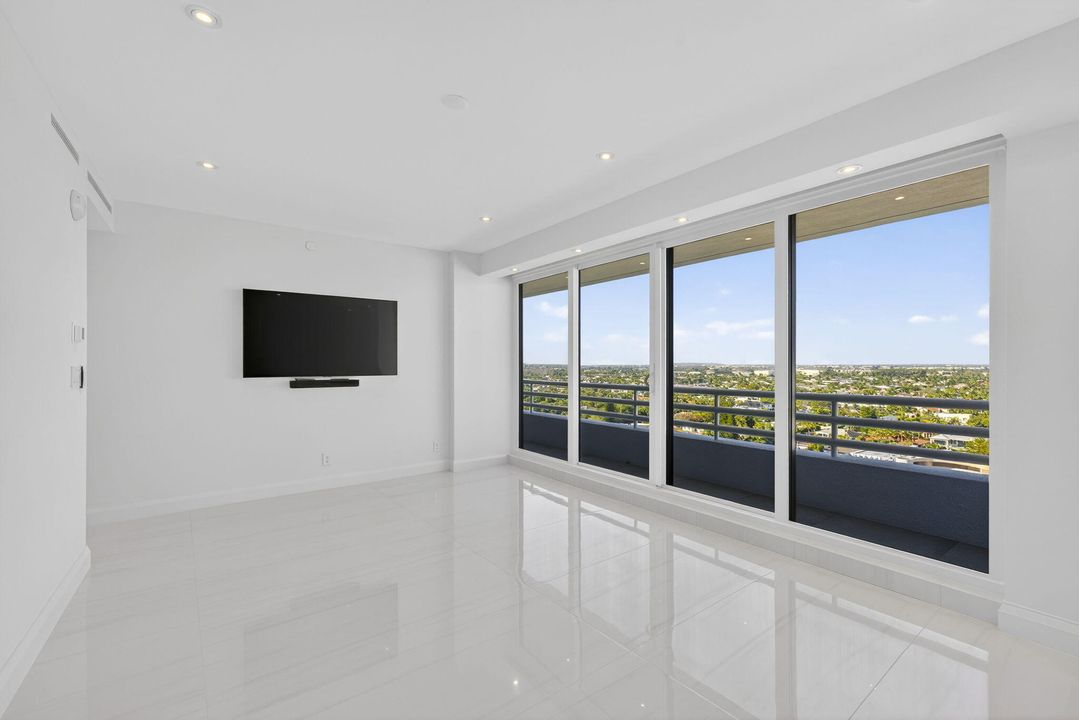 На продажу: $5,500,000 (3 спален, 3 ванн, 2792 Квадратных фут)