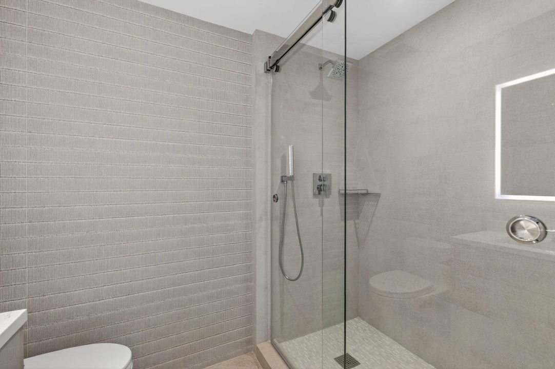 На продажу: $5,500,000 (3 спален, 3 ванн, 2792 Квадратных фут)