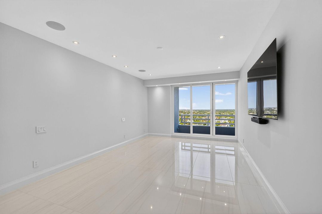 На продажу: $5,500,000 (3 спален, 3 ванн, 2792 Квадратных фут)