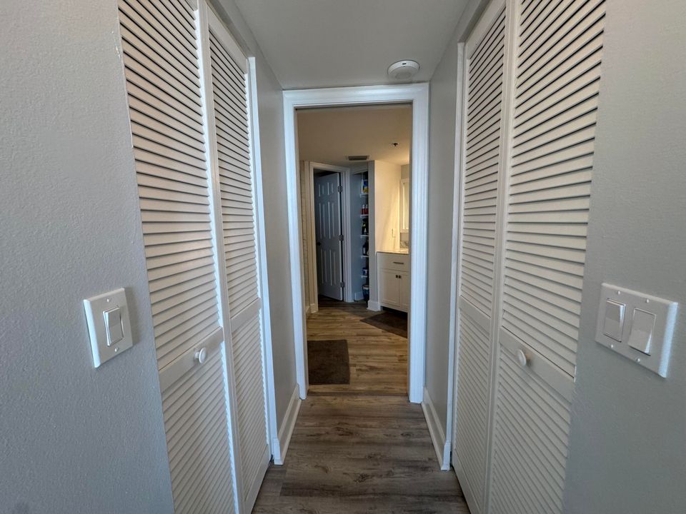 出租: $6,000 (3 贝兹, 2 浴室, 1892 平方英尺)