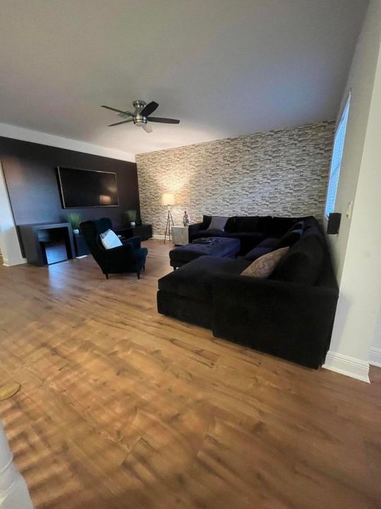 В аренду: $7,500 (5 спален, 4 ванн, 4176 Квадратных фут)