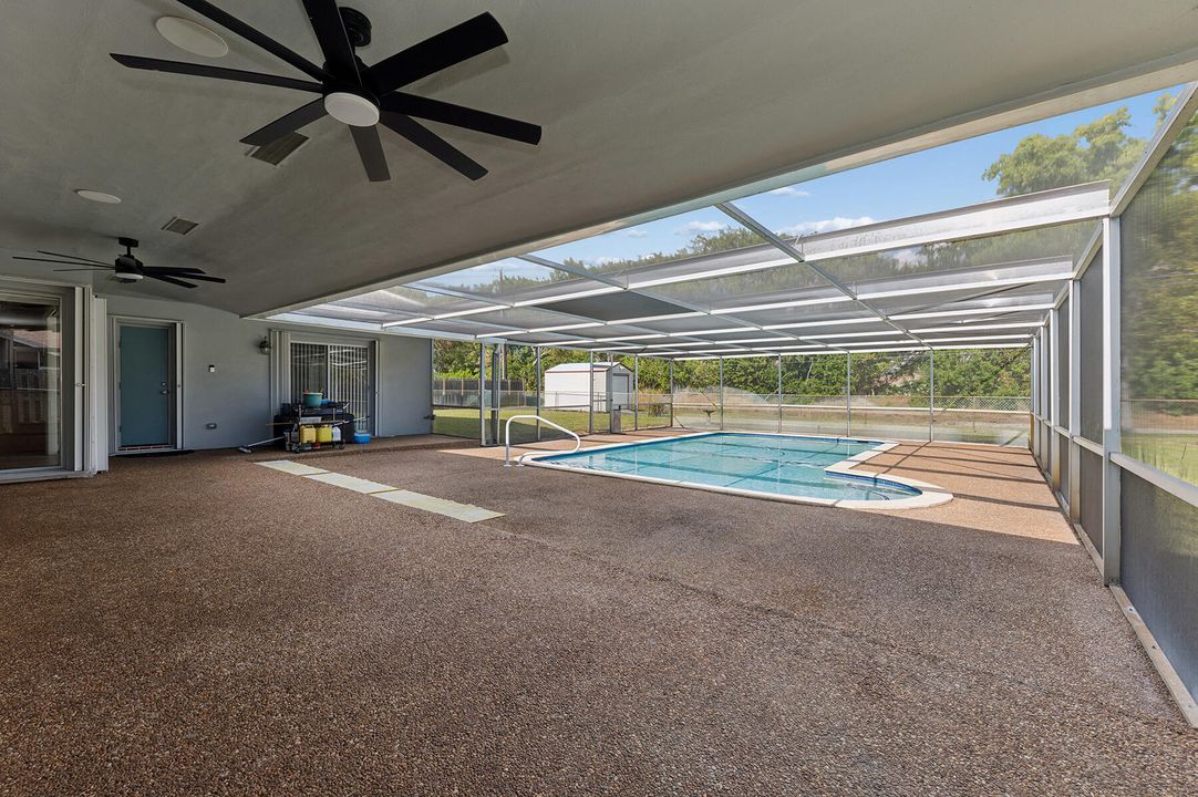 For Sale: $825,000 (3 beds, 3 baths, 1961 Square Feet)