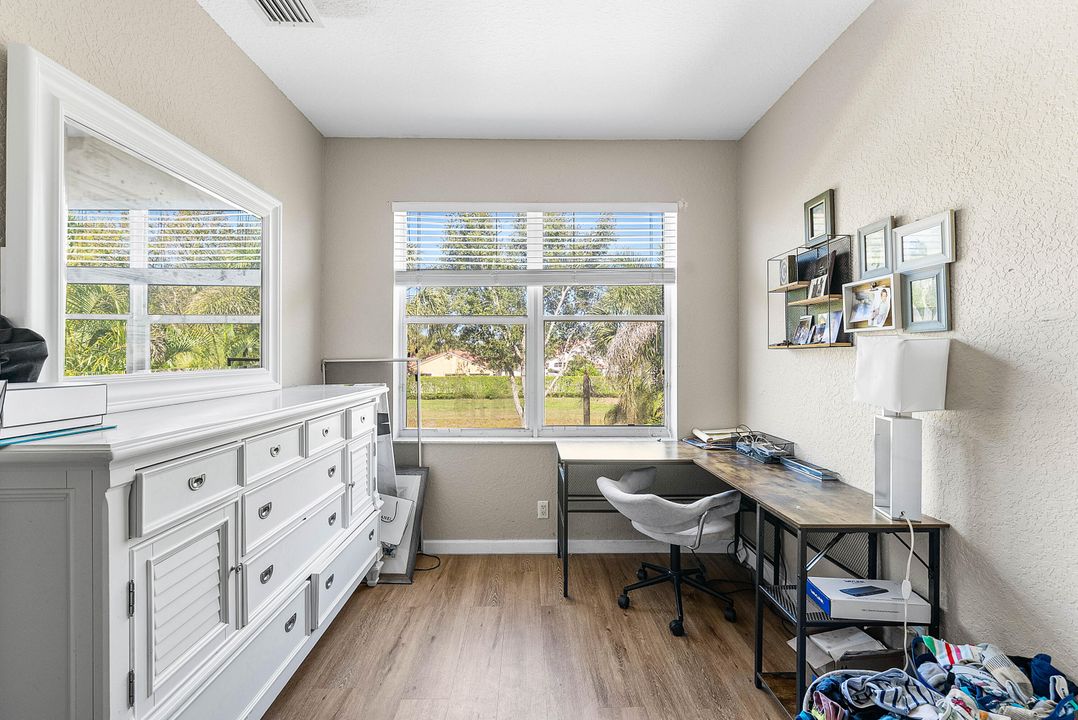 待售: $594,200 (3 贝兹, 2 浴室, 1909 平方英尺)