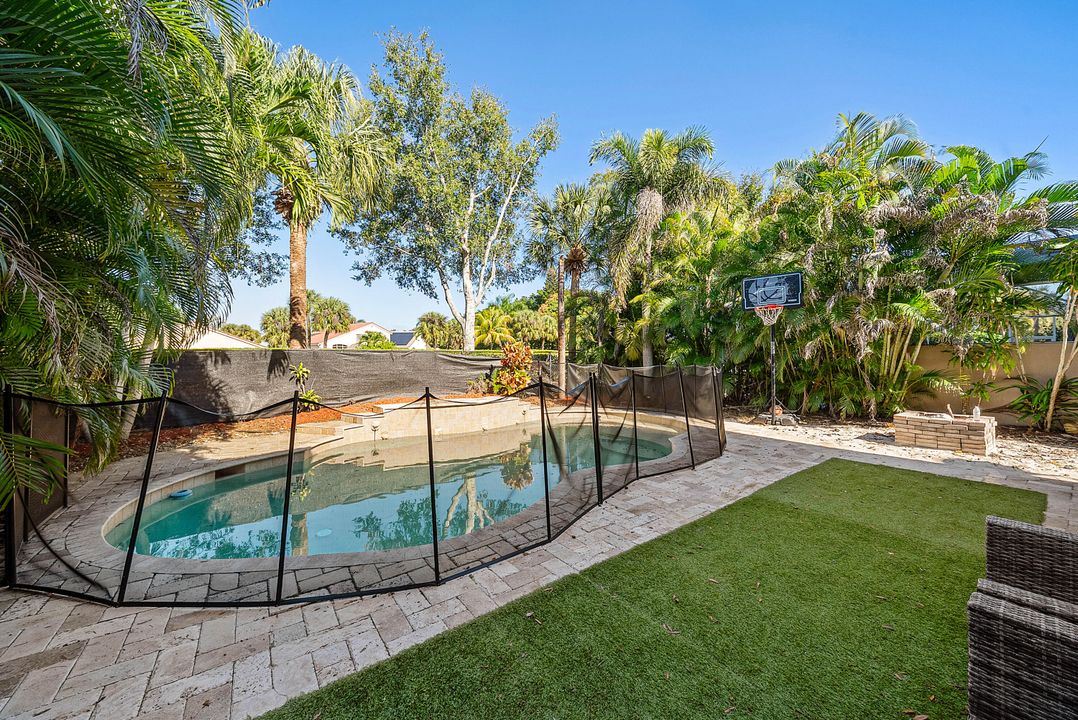 待售: $594,200 (3 贝兹, 2 浴室, 1909 平方英尺)